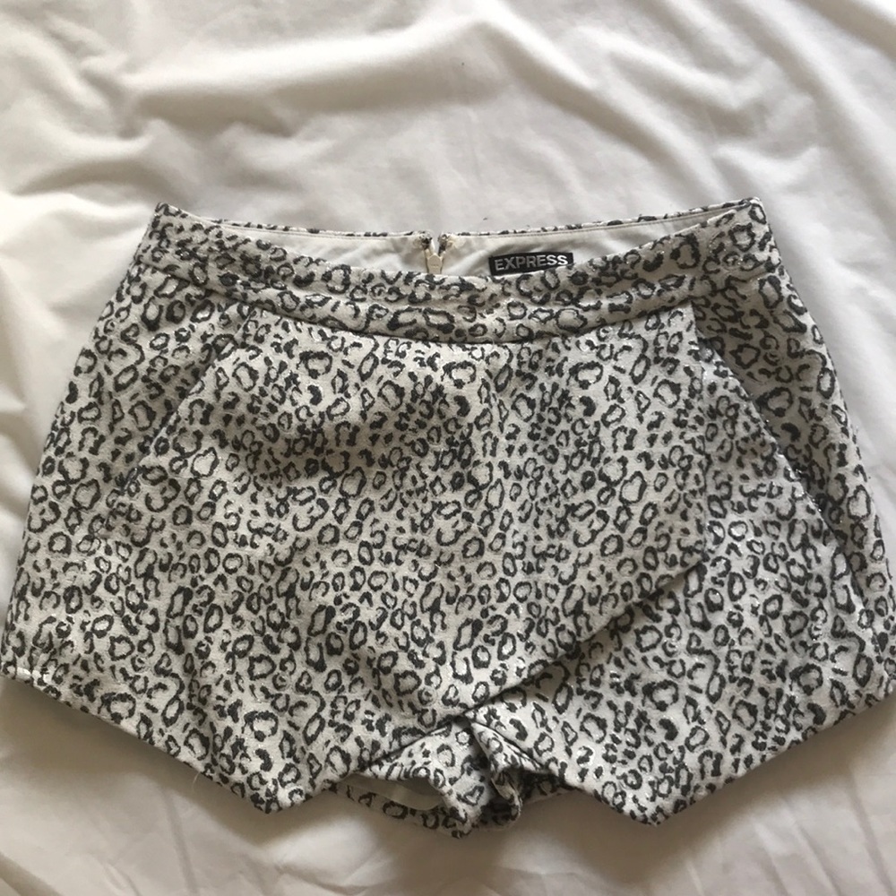 Express Cheetah Skort